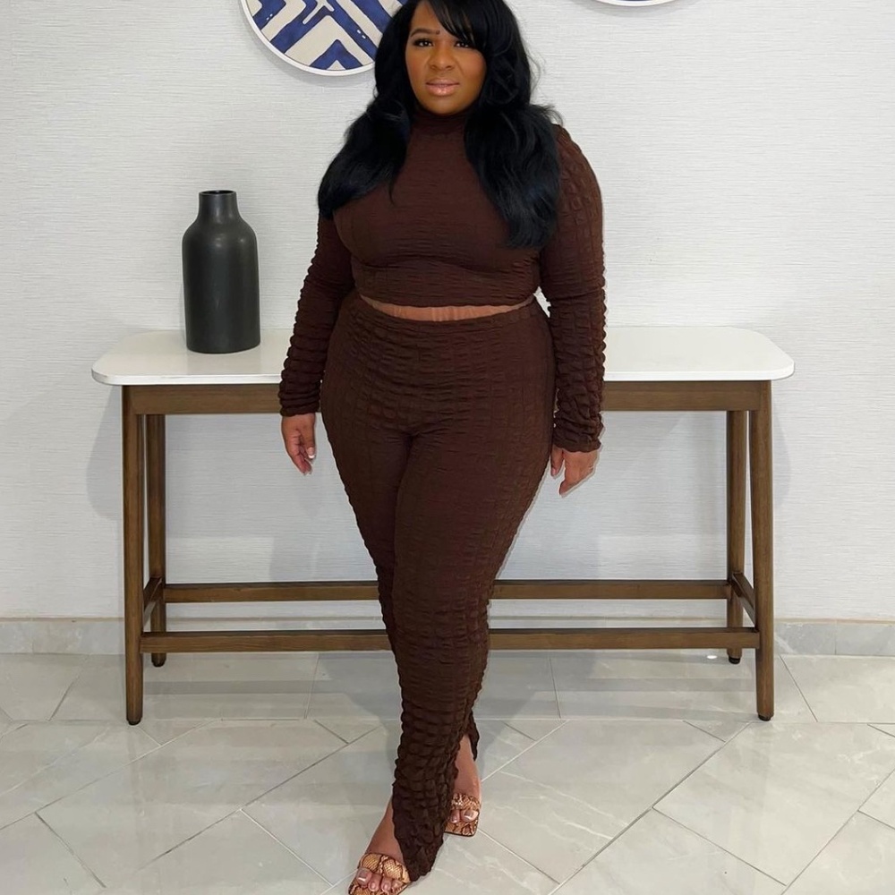 Beautiful Amazon Brown Set Size 2XL